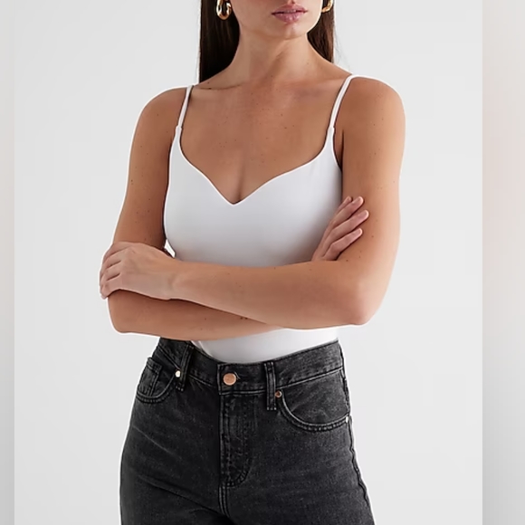 Express Tops - EXPRESS: Body Contour Sweetheart Neckline Bodysuit